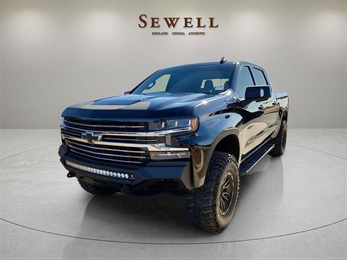 Used 2019 Chevrolet Silverado 1500 High Country w/ Technology Package image 1