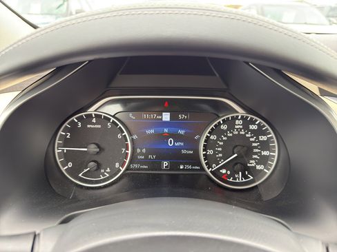 Certified 2024 Nissan Murano Platinum w/ Cargo Package image 17