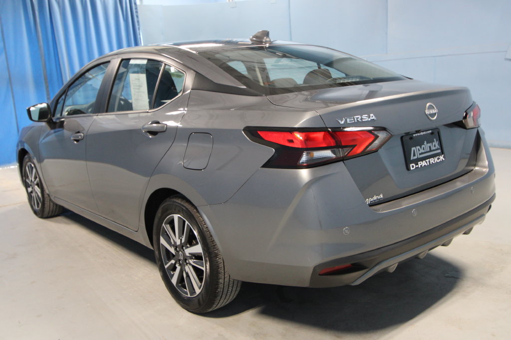 Used 2025 Nissan Versa SV FWD image 28