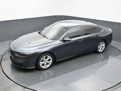 Used 2024 Honda Accord LX image 15