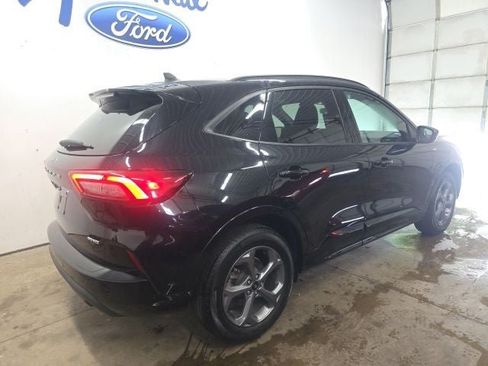 Certified 2024 Ford Escape ST-Line w/ Tech Pack #1 AWD/4WD image 8