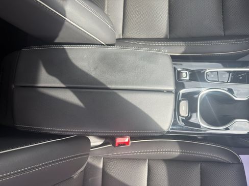 Used 2023 Buick Envision Essence FWD image 23