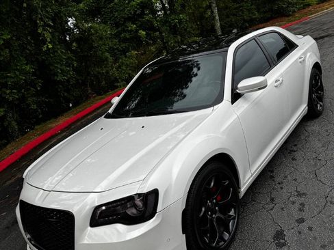 Used 2015 Chrysler 300 S w/ 300S Premium Group RWD image 6
