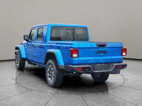 New 2026 Jeep Gladiator Sport AWD/4WD image 10