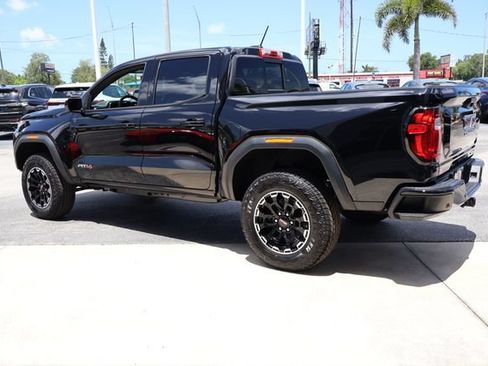 New 2026 GMC Canyon AT4 AWD/4WD image 6