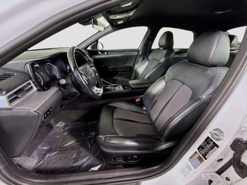 Used 2023 Kia K5 GT-Line image 22