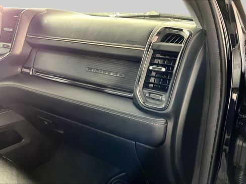 Used 2024 RAM 1500 Limited AWD/4WD image 17