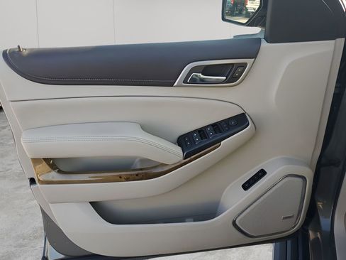 Used 2017 GMC Yukon Denali w/ Open Road Package image 26