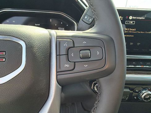 New 2026 GMC Sierra 1500 SLE image 30