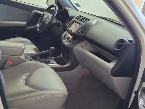 Used 2010 Toyota RAV4 Limited FWD image 2
