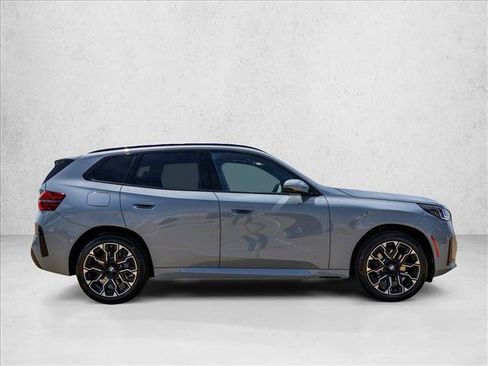 Used 2026 BMW X3 xDrive30i w/ Premium Package AWD/4WD image 4