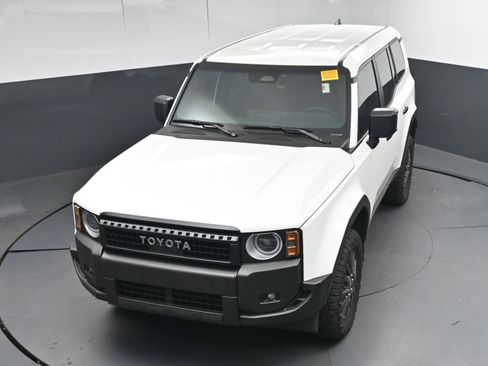 Used 2024 Toyota Land Cruiser 1958 image 38