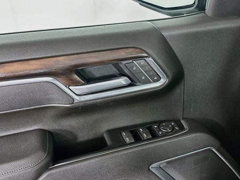 Used 2025 GMC Sierra 1500 SLT RWD image 15