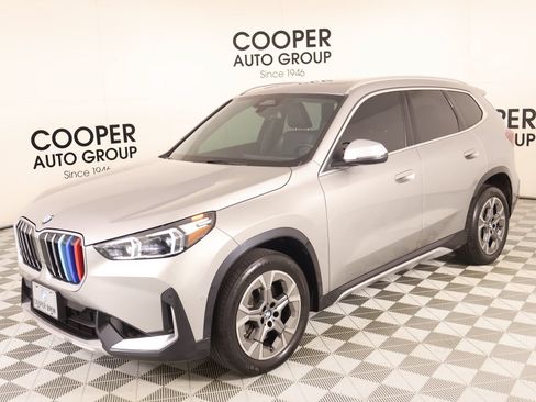 Used 2024 BMW X1 xDrive28i AWD/4WD image 11