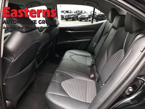 Used 2024 Toyota Camry SE w/ Cold Weather Package FWD image 22
