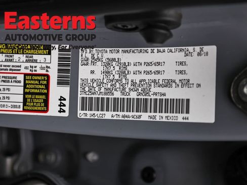 Used 2018 Toyota Tacoma TRD Sport AWD/4WD image 37