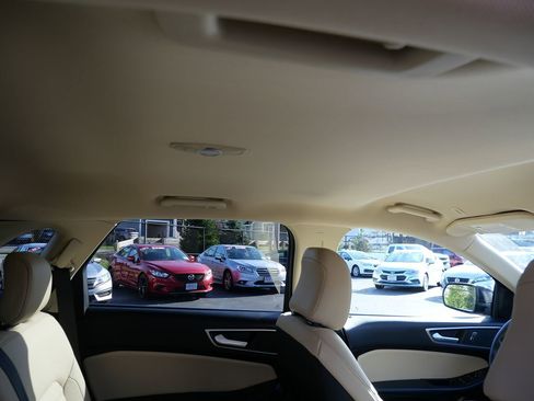 Used 2021 Ford Edge SEL w/ Cargo Accessory Package image 28