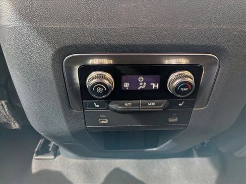 Used 2021 GMC Yukon Denali w/ Denali Premium Package AWD/4WD image 20