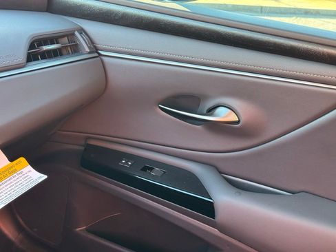 New 2025 Lexus ES 350 w/ Premium Package image 33