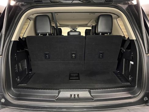 Used 2020 Ford Expedition Platinum image 24