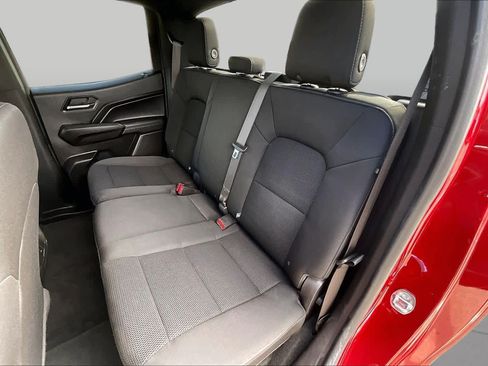 Used 2023 Chevrolet Colorado LT RWD image 17