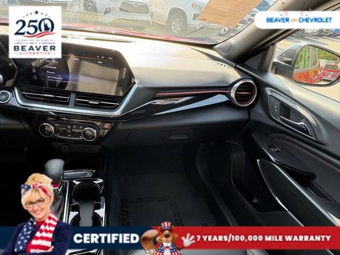 Used 2025 Chevrolet Trax RS w/ Driver Confidence Package FWD image 17