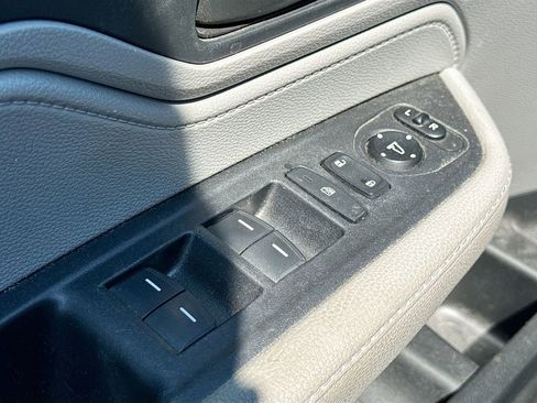 Used 2019 Honda Odyssey EX image 18