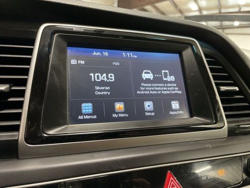 Used 2019 Hyundai Sonata SE FWD image 18