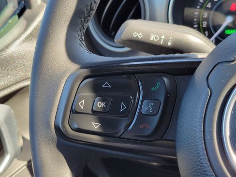 Used 2023 Jeep Wrangler Unlimited w/ 8.4" Radio Group AWD/4WD image 11