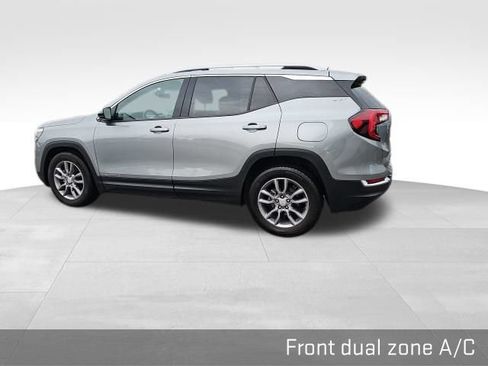 Used 2024 GMC Terrain SLT FWD image 18
