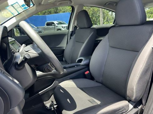 Used 2022 Honda HR-V LX image 14