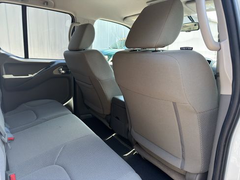 Certified 2018 Nissan Frontier SV w/ Value Truck Package RWD image 18