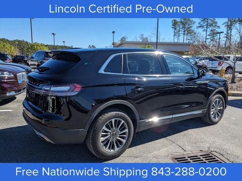 Certified 2023 Lincoln Nautilus AWD w/ Premium Package image 4