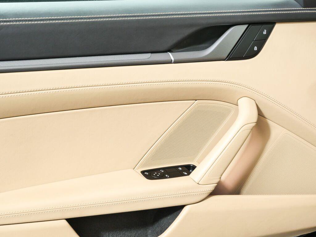 Certified 2024 Porsche 911 Carrera 4S AWD/4WD image 6