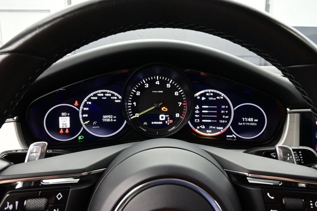 Certified 2023 Porsche Panamera AWD/4WD image 9