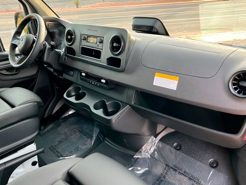 New 2026 Mercedes-Benz Sprinter 2500 image 18