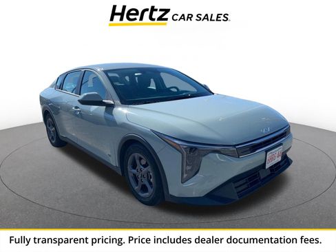 Used 2025 Kia K4 FWD image 1