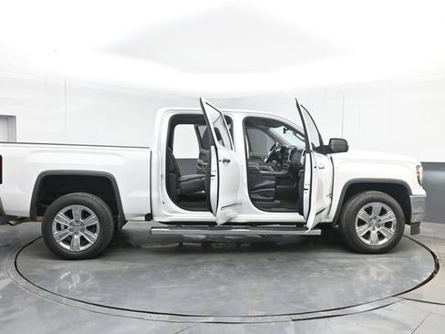 Used 2018 GMC Sierra 1500 SLT w/ Enhanced Driver Alert Package RWD image 50