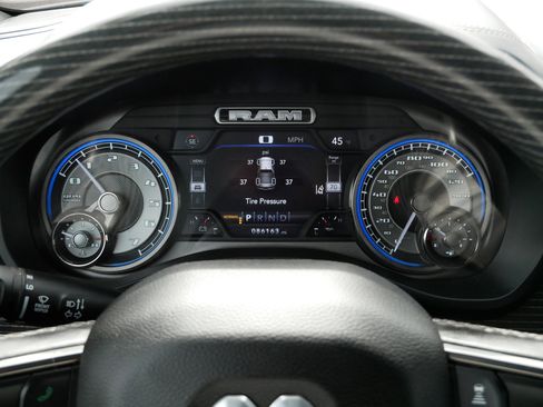Used 2021 RAM 1500 Limited AWD/4WD image 21