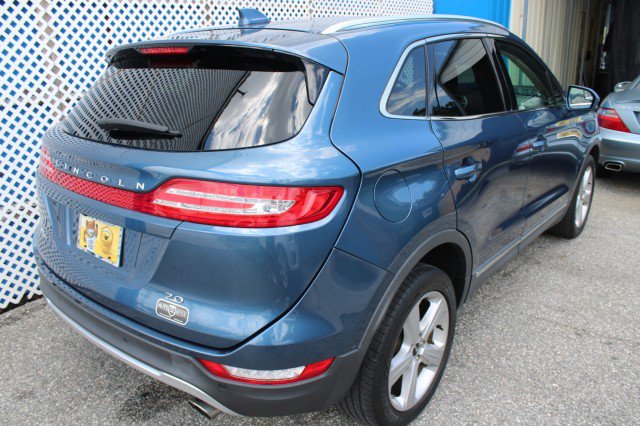 Used 2018 Lincoln MKC Premiere FWD image 4