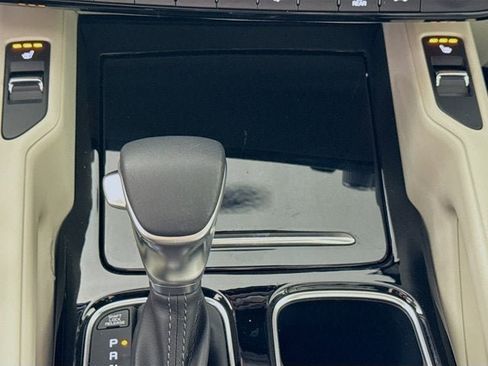 New 2025 Kia Telluride S image 24