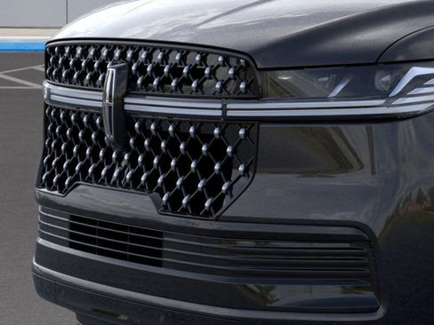 New 2026 Lincoln Navigator L Black Label image 17
