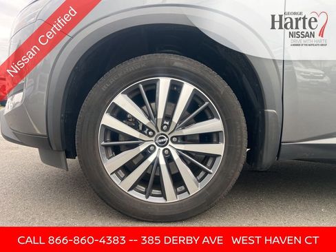 Certified 2022 Nissan Pathfinder Platinum image 48