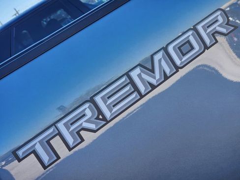 Used 2024 Ford F250 Lariat w/ Tremor Off-Road Package image 9