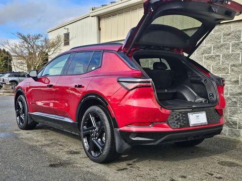 Used 2025 Chevrolet Equinox EV RS image 7