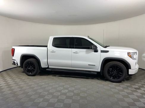 Used 2022 GMC Sierra 1500 Elevation w/ LPO, Elevation Black Package RWD image 2