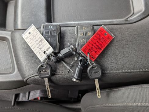 Used 2021 Chevrolet Silverado 1500 Custom image 33