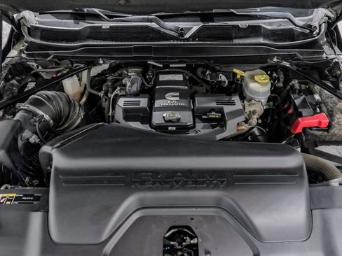 Used 2020 RAM 3500 Laramie w/ Night Edition image 59