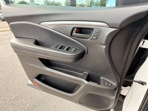 Used 2023 Honda Passport EX-L image 23