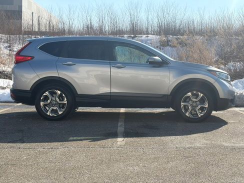 Used 2017 Honda CR-V EX-L image 9